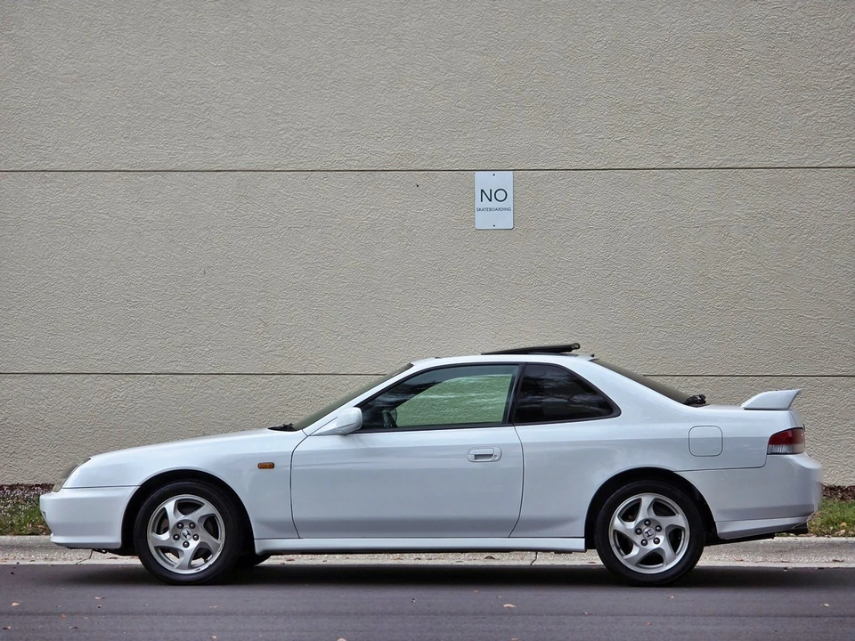 2000 Honda Prelude 5th Gen - Image 3 of 21