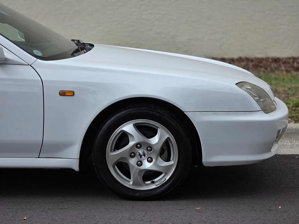 2000 Honda Prelude 5th Gen - Image 10 of 21