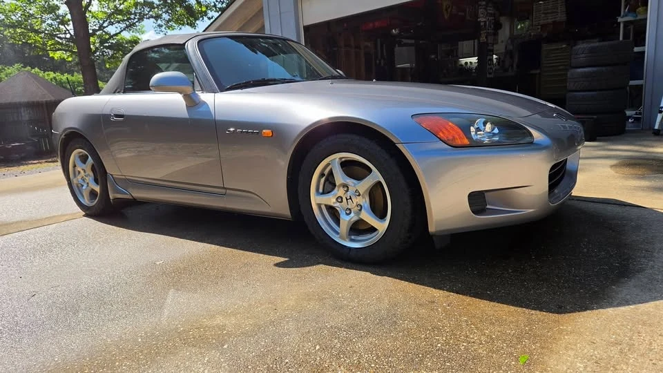 2000 Honda AP1 S2000 - Image 2 of 9