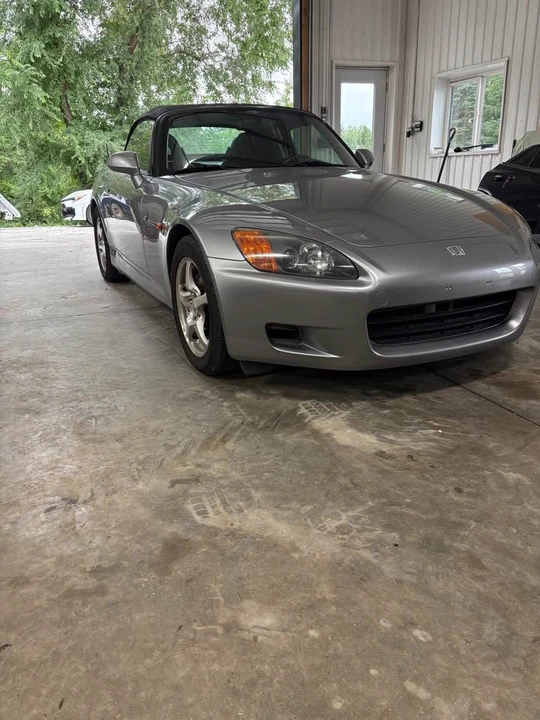 2000 Honda AP1 S2000 - Image 2 of 6