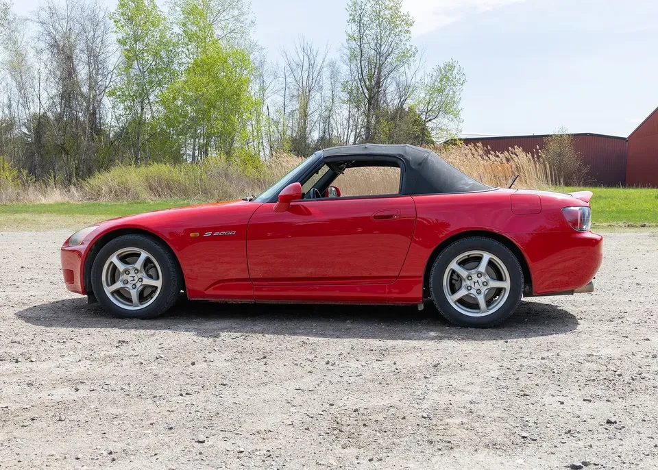 2000 Honda AP1 S2000 - Image 2 of 9