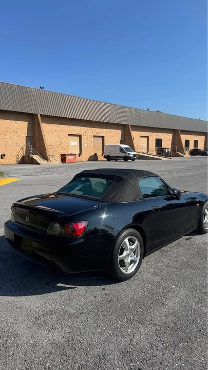 2000 Honda AP1 S2000 - Image 2 of 10