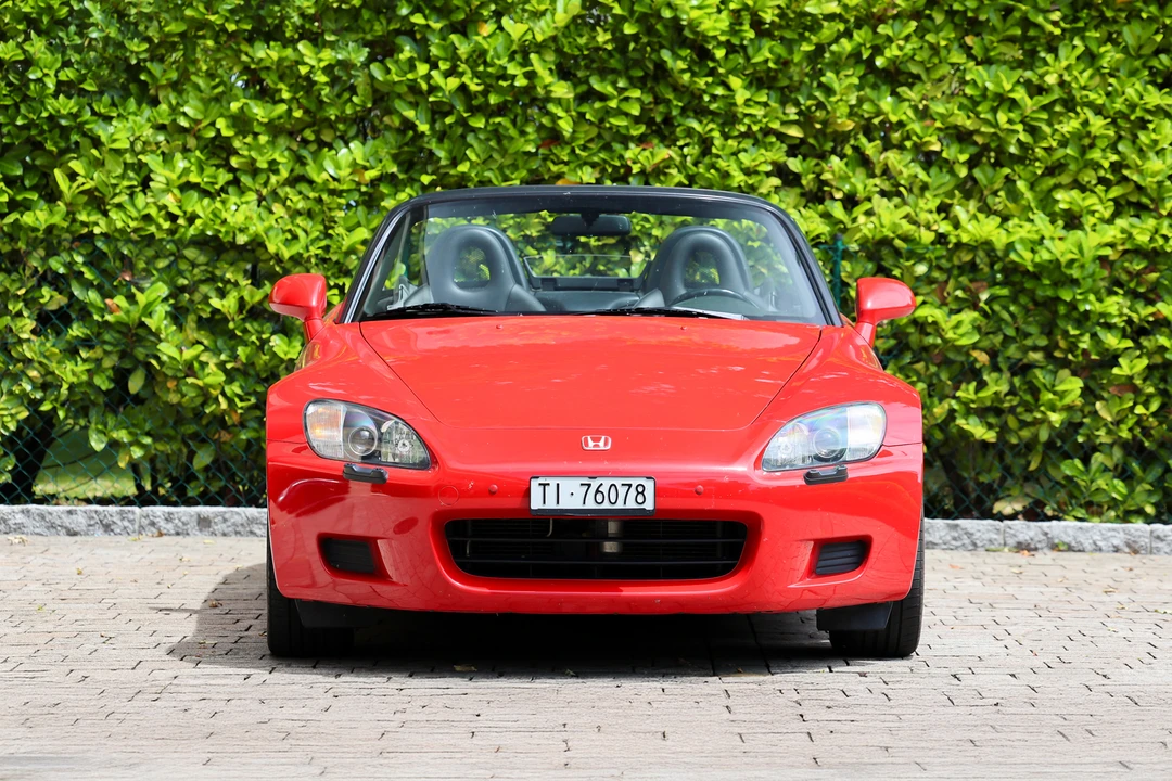 2000 Honda AP1 S2000 - Image 2 of 31