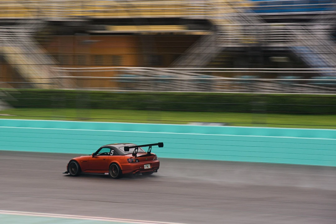 2000 Honda AP1 S2000 - Image 2 of 21