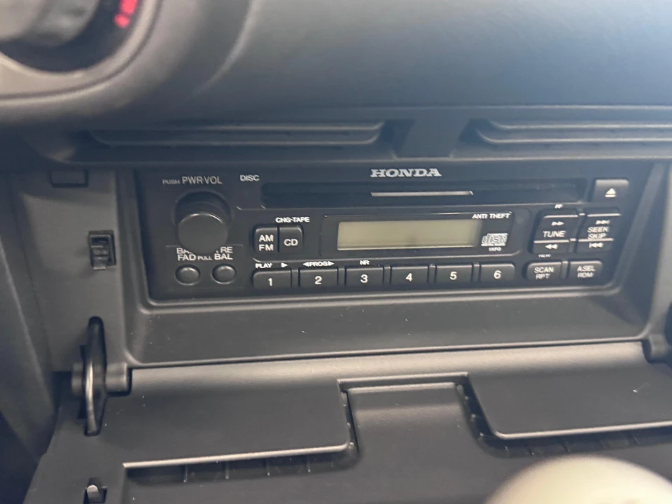 2000 Honda AP1 S2000 - Image 28 of 31