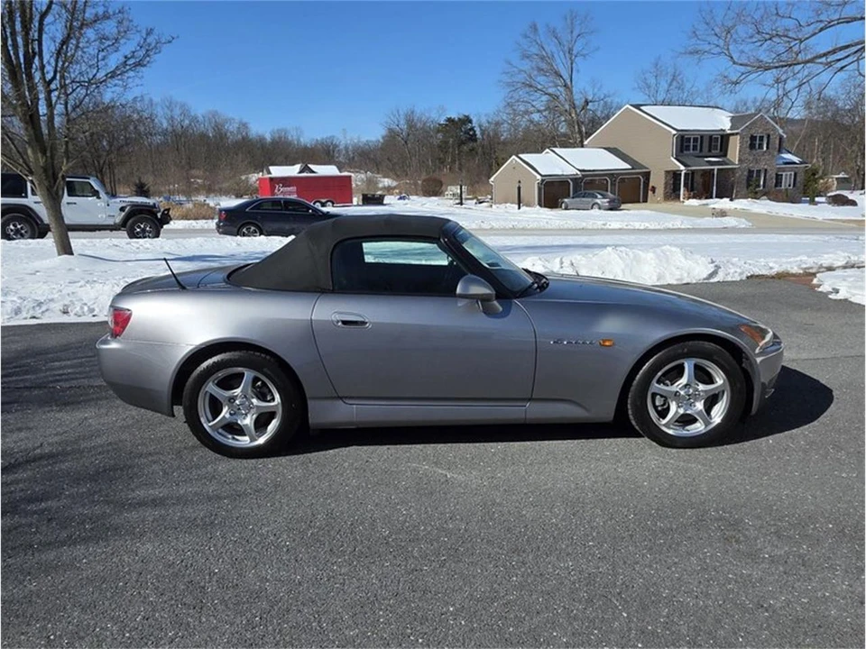 2000 Honda AP1 S2000 - Image 2 of 31