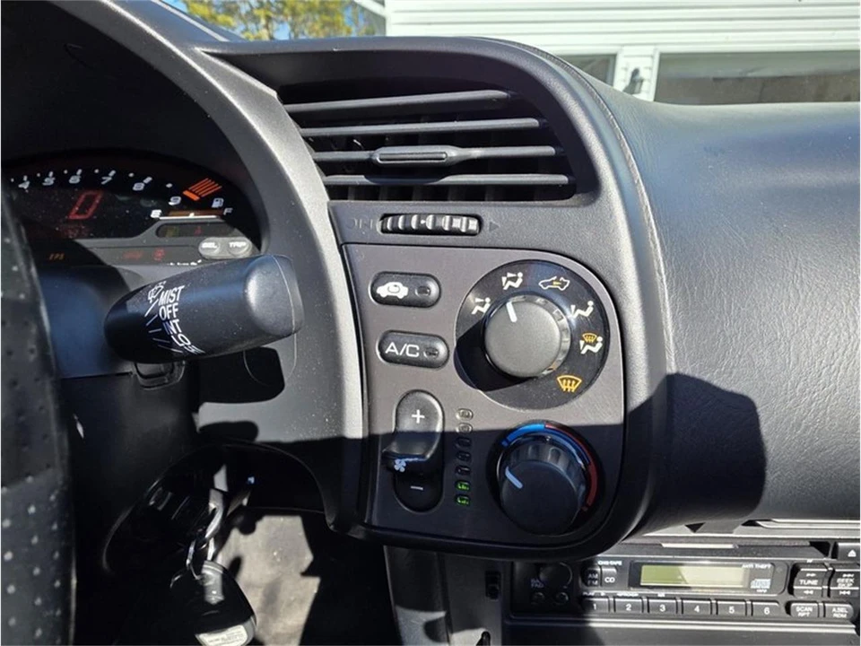 2000 Honda AP1 S2000 - Image 28 of 31