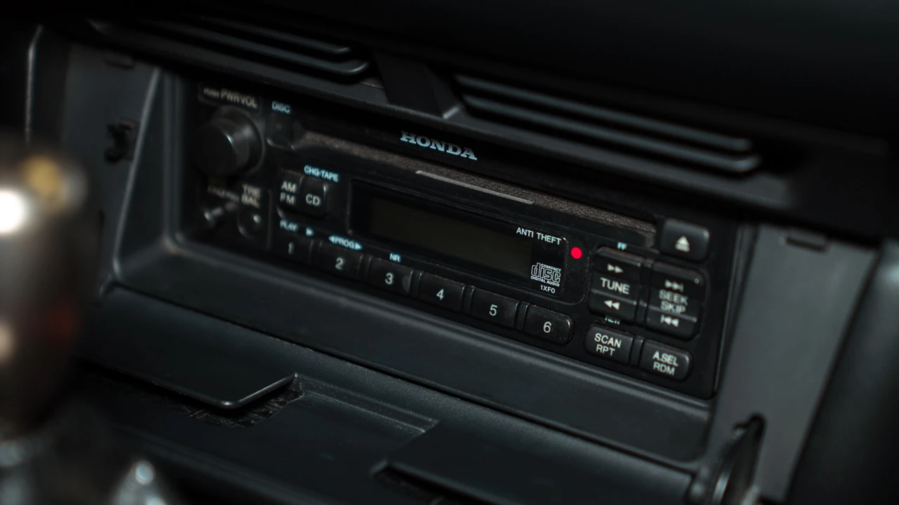 2000 Honda AP1 S2000 - Image 27 of 31