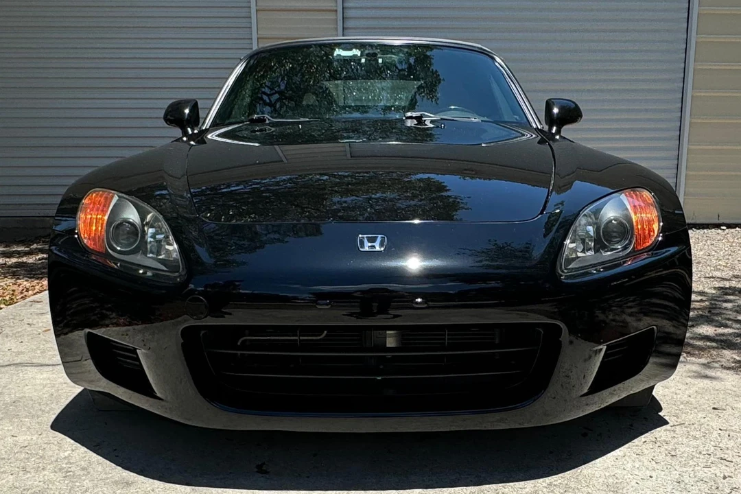 2000 Honda AP1 S2000 - Image 2 of 31
