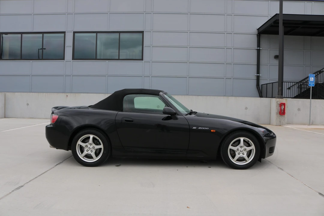 2000 Honda AP1 S2000 - Image 15 of 31