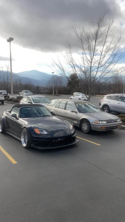 2000 Honda AP1 S2000 - Image 2 of 7