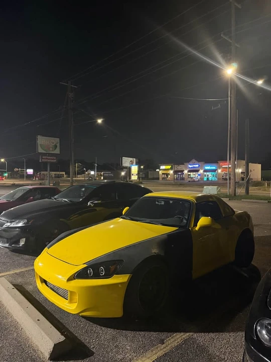 2000 Honda AP1 S2000 - Image 2 of 3