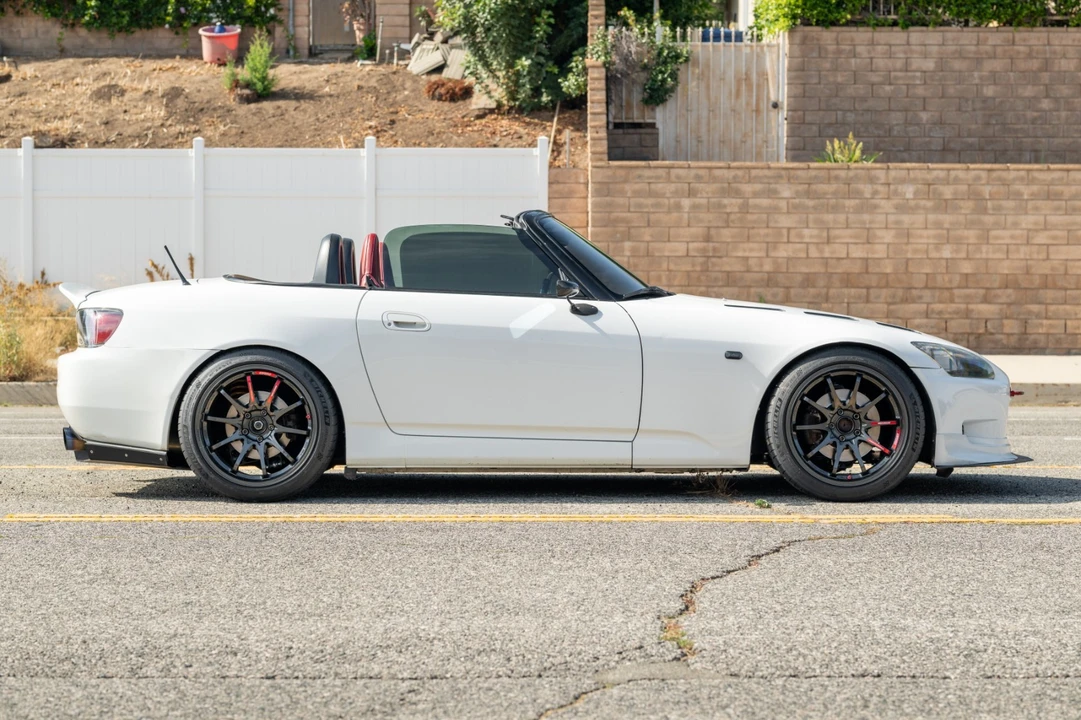 2000 Honda AP1 S2000 - Image 2 of 31