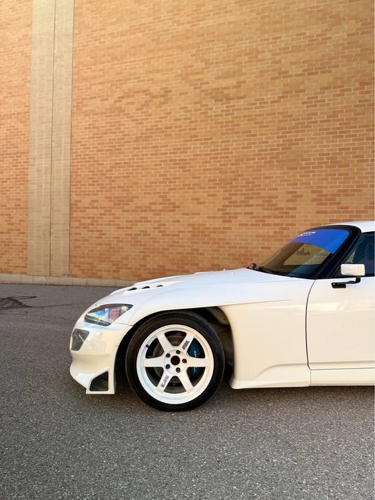 2000 Honda AP1 S2000 - Image 2 of 15
