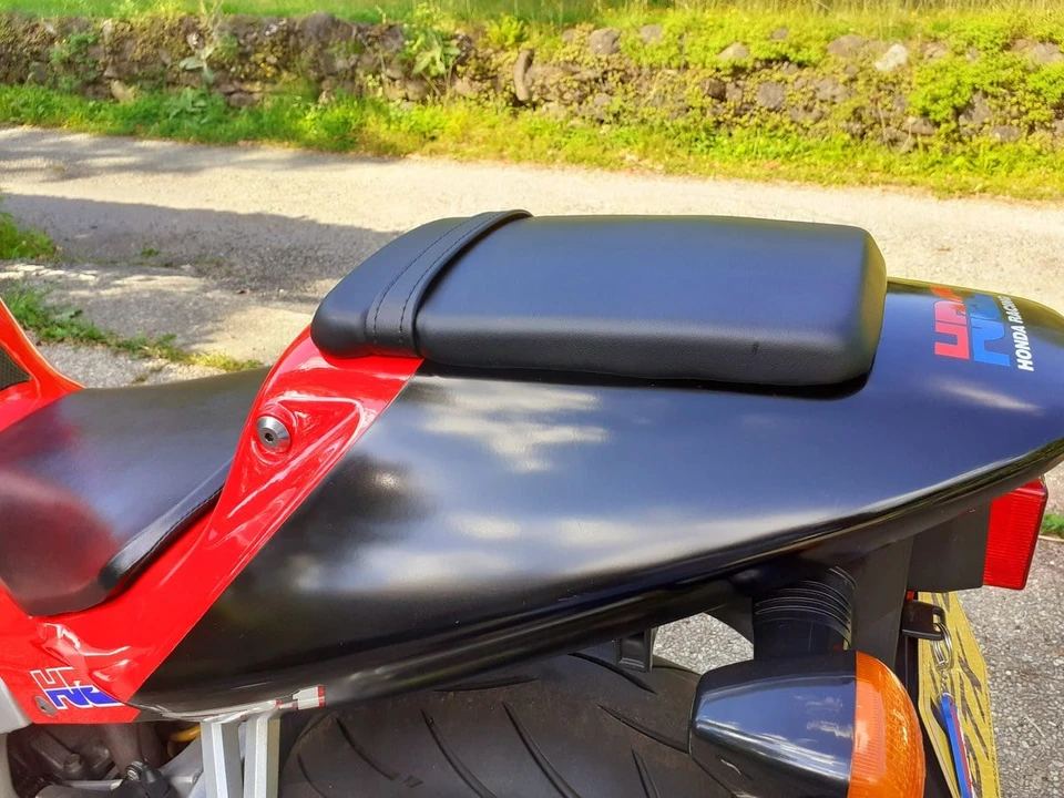 2000 Honda RC51 - Image 19 of 30