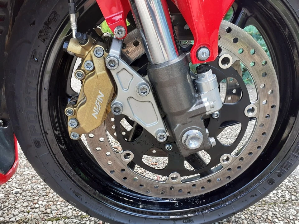 2000 Honda RC51 - Image 10 of 30