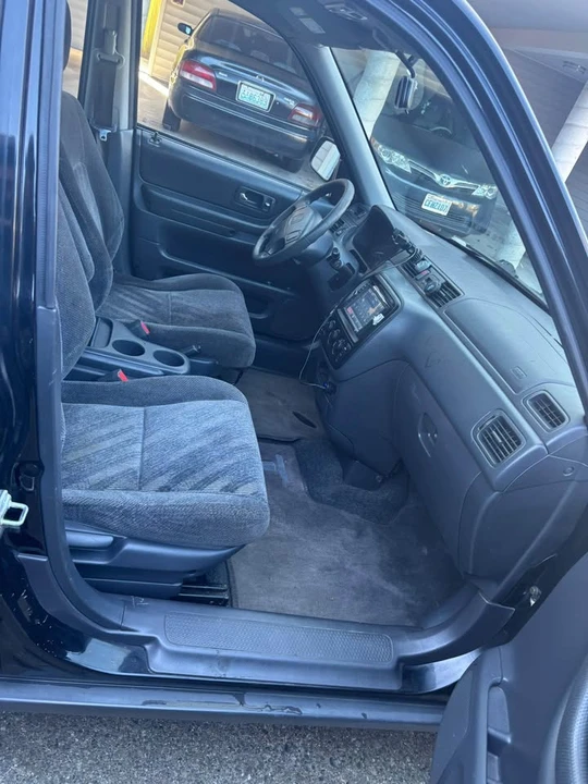 2000 Honda CR-V 1st Gen - Image 2 of 8