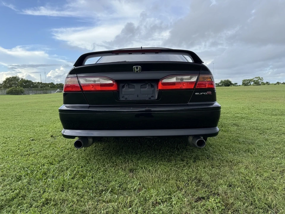 2000 Honda Torneo - Image 10 of 21