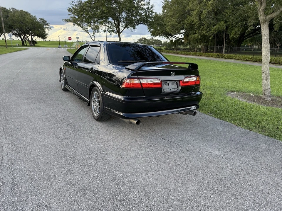 2000 Honda Torneo - Image 18 of 21