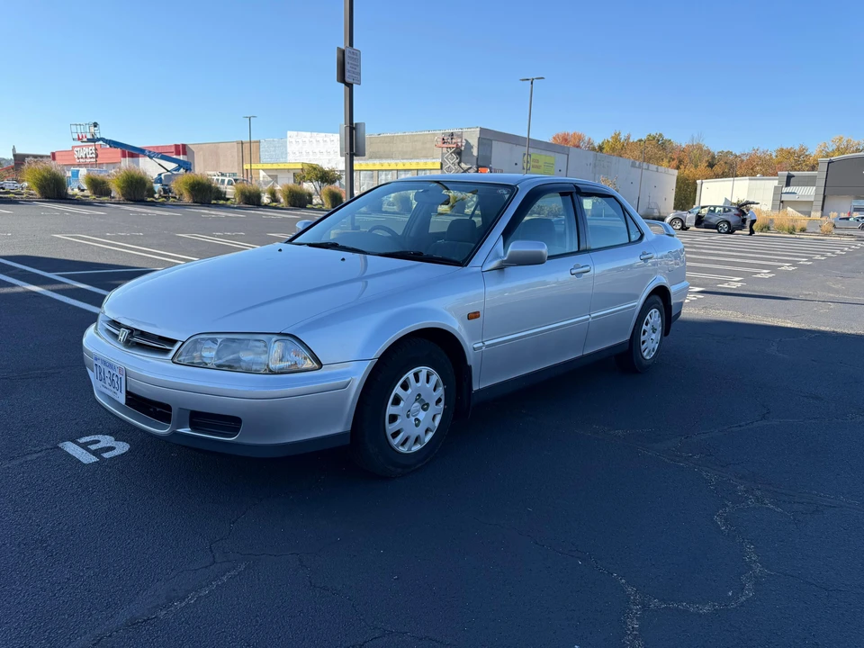 2000 Honda Torneo - Image 6 of 31