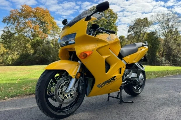 2000 Honda VF & VFR - Image 3 of 6