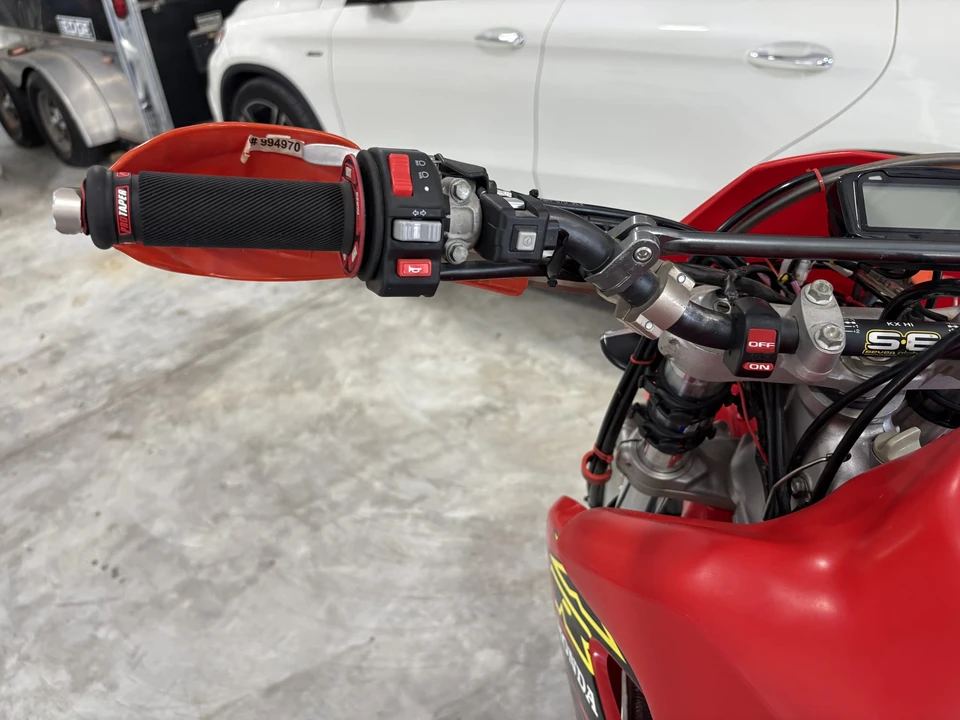 2000 Honda XR - Image 11 of 31
