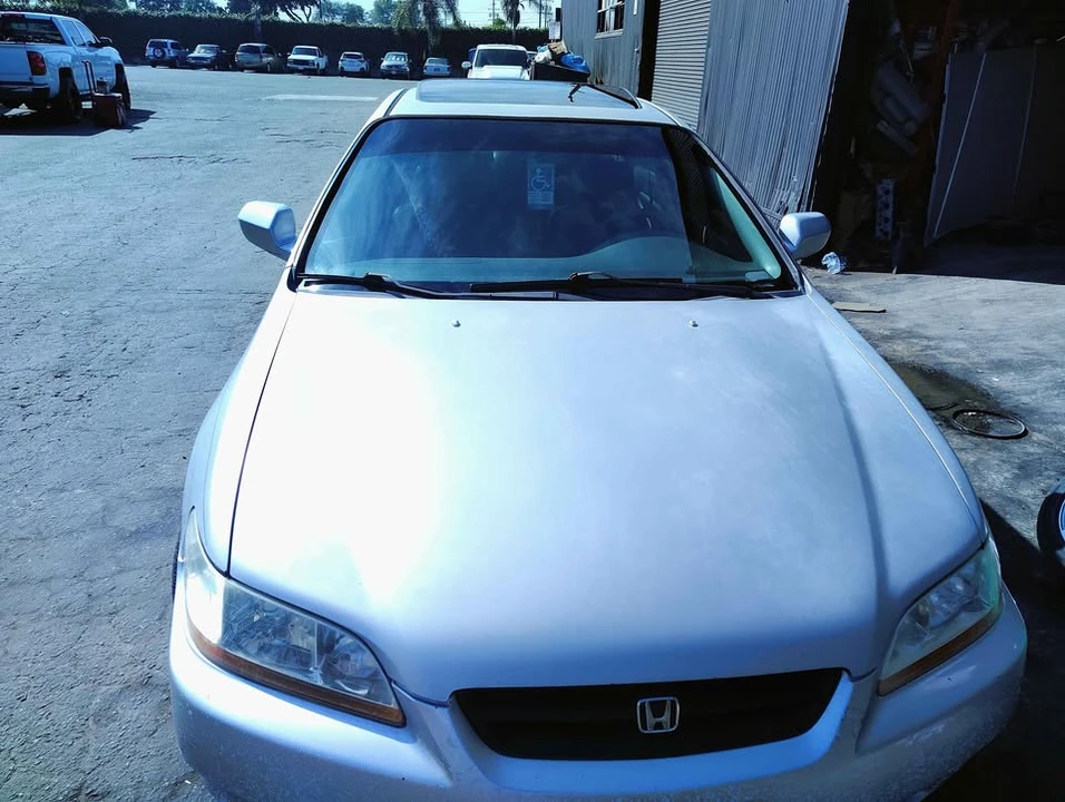 2000 Honda Accord 6th Gen - Image 3 of 8