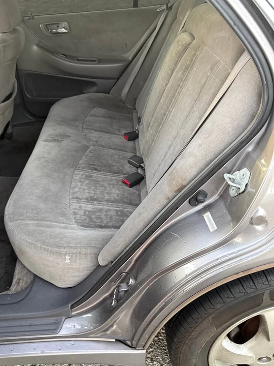 2000 Honda Accord 6th Gen - Image 6 of 6