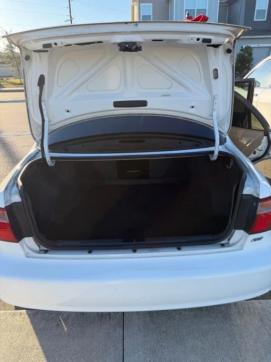2000 Honda Accord 6th Gen - Image 4 of 9