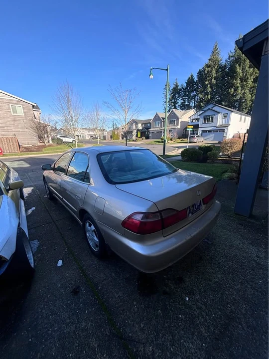 2000 Honda Accord 6th Gen - Image 6 of 10