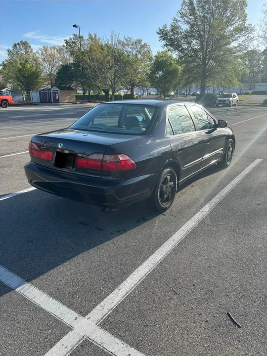 2000 Honda Accord 6th Gen - Image 3 of 12