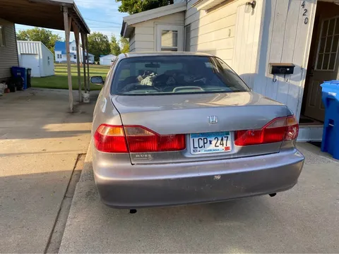 2000 Honda Accord 6th Gen - Image 4 of 5