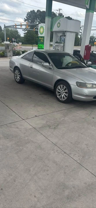 2000 Honda Accord 6th Gen - Image 2 of 3