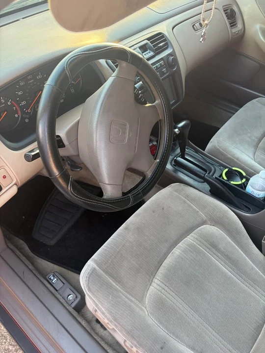 2000 Honda Accord 6th Gen - Image 5 of 9
