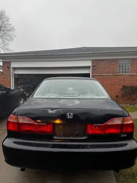 2000 Honda Accord 6th Gen - Image 4 of 7