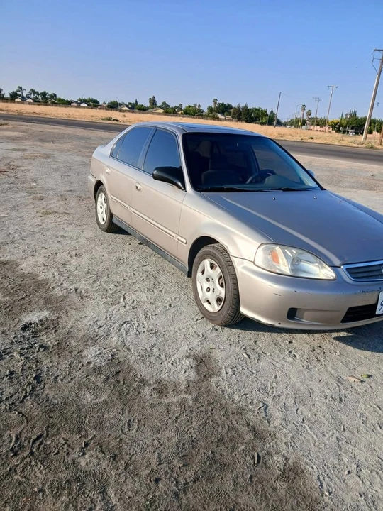 2000 Honda EK Civic - Image 2 of 13
