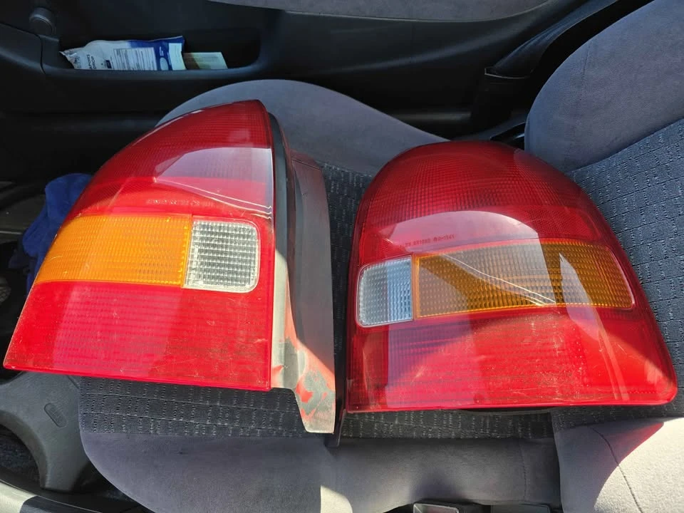 2000 Honda EK Civic - Image 5 of 11