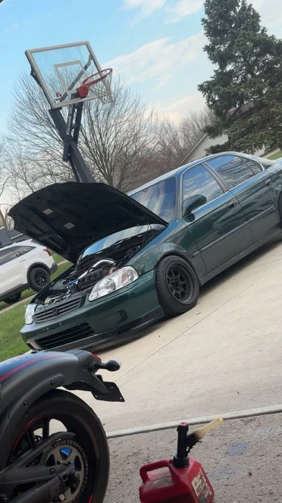 2000 Honda CR-X - Image 2 of 9
