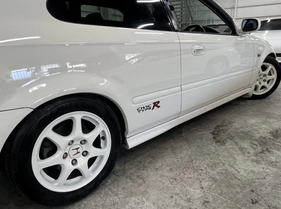 2000 Honda EK9 Civic Type R - Image 7 of 20