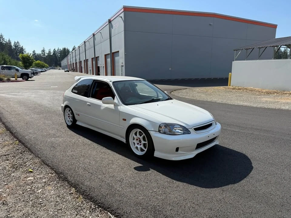 2000 Honda EK9 Civic Type R - Image 5 of 15