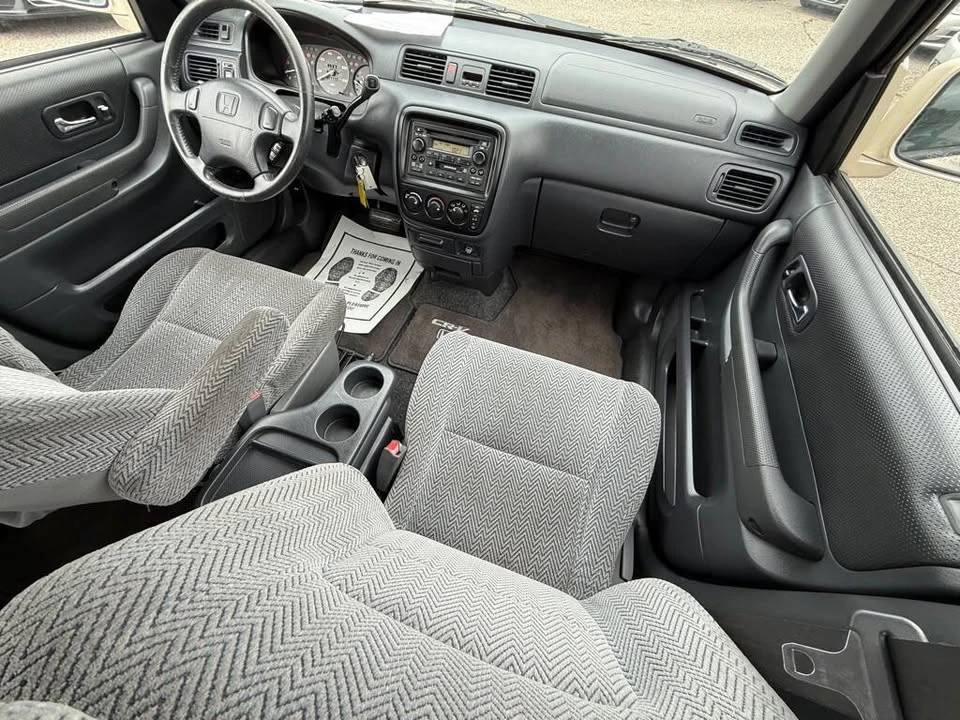 2000 Honda CR-V 1st Gen - Image 13 of 15