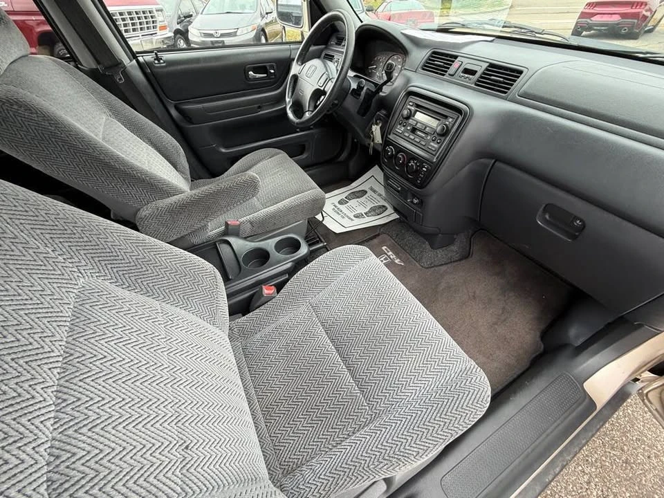 2000 Honda CR-V 1st Gen - Image 14 of 15