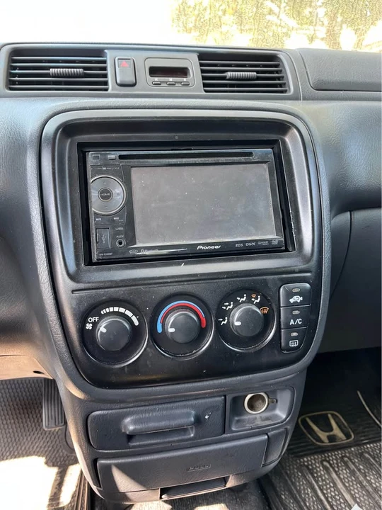 2000 Honda CR-V 1st Gen - Image 6 of 6