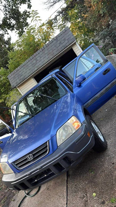 2000 Honda CR-V 1st Gen - Image 6 of 6