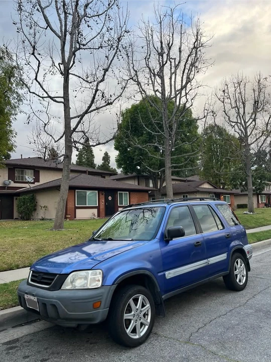 2000 Honda CR-V 1st Gen - Image 2 of 6