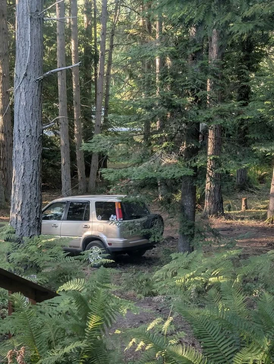 2000 Honda CR-V 1st Gen - Image 2 of 2