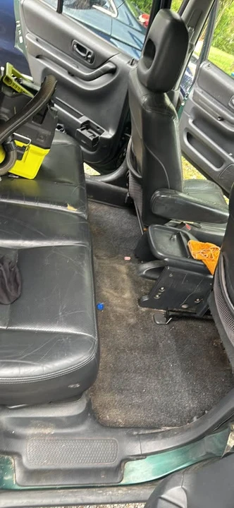 2000 Honda CR-V 1st Gen - Image 6 of 9