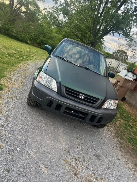 2000 Honda CR-V 1st Gen - Image 2 of 9