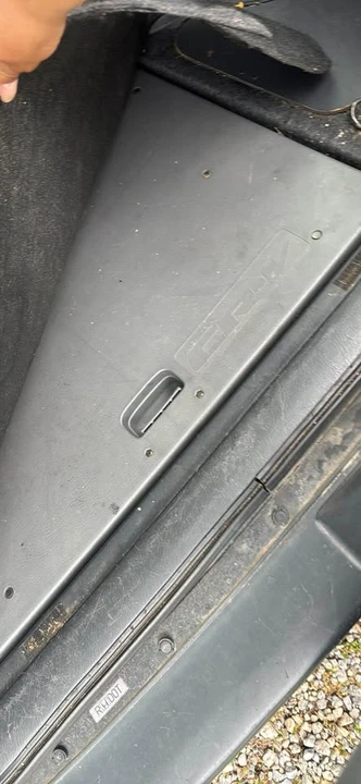 2000 Honda CR-V 1st Gen - Image 8 of 9