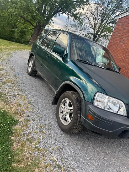 2000 Honda CR-V 1st Gen - Image 3 of 9